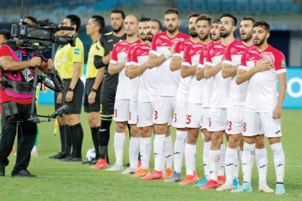 منتخب الكرة في المركز 95 عالميا