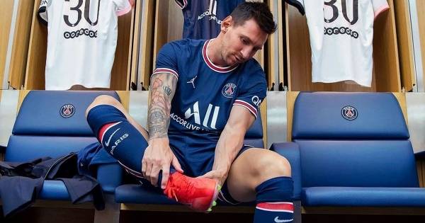 فقده بسبب جائحة كورونا.. ميسي يساعد مايكل جوردان على استعادة جزءا من ثروته