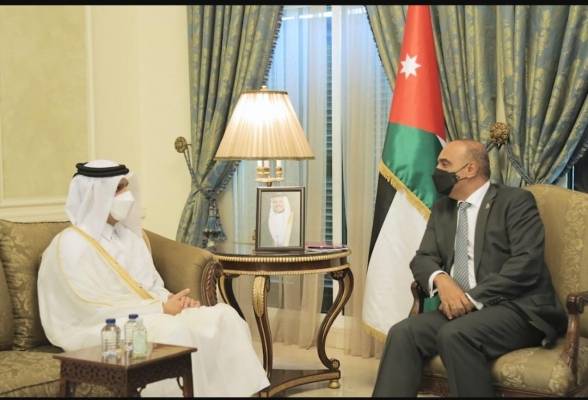 رئيس الوزراء يستقبل نائب رئيس الوزراء وزير الخارجية القطري