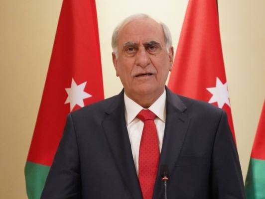 الخرابشة: توجه لتقريب الرواتب بين القطاعين العام والخاص