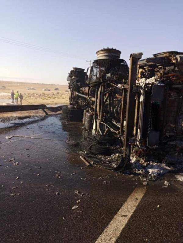 احتراق صهريج ديزل في الصحراوي واغلاق الطريق بين عمّان والجنوب