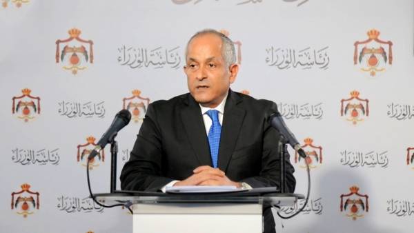 لماذا تهرب وزير الثقافة من أسئلة أخبار البلد؟!