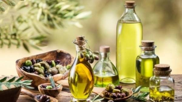 دعم صادرات زيت الزيتون الفائض من العام الماضي بمليون دينار