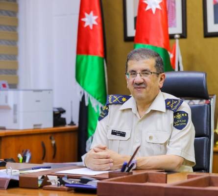 مدير الجمارك يكشف حيثيات ضبط خط لانتاج السجائر المخالفة ـ تفاصيل