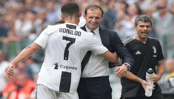 رونالدو يبلغ السيدة العجوز