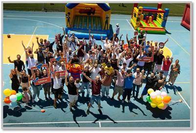 طلبات الأردن توقع شراكة استراتيجية مع مركز تراكس الترفيهي