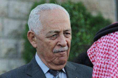 العيسوي ينقل تعازي الملك إلى عشيرة الحموري