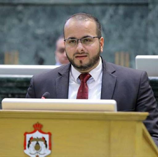 ميناء العقبة يصل إلى العبدلي والنائب حسن الرياطي يبحر في قبة البرلمان