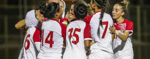 منتخب السيدات لكرة القدم يتأهل لنهائي كأس العرب