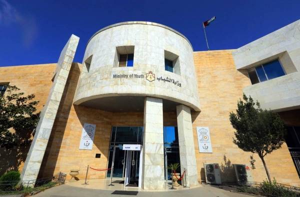 الشباب توافق على ترخيص نادي عمان اف سي الجديد