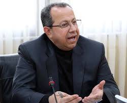 الصمادي يوضح استقالة رئيس لجان التامين الصحي