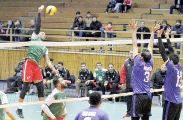 الوحدات يفوز على مليح بالدوري الممتاز لكرة الطائرة