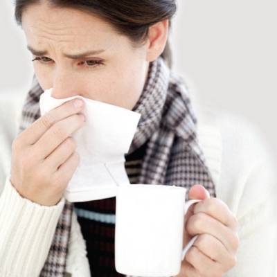 صيدليات خاصة تبيع المطعوم “الرباعي” و”الصحة” تؤجل