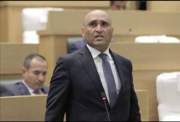 السراحنة لـ أخبار البلد : بانتظار نتائج عينات سيل الزرقاء للتأكد من مصدر العدوى في تسمم المواطنين في جرش