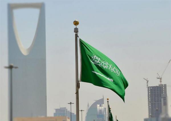 السعودية تدعو مواطنيها لعدم السفر إلى لبنان