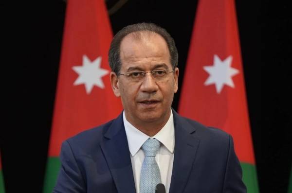 وزير الإعلام لا يمكن الوصول إليه يرجى المحاولة فيما بعد !