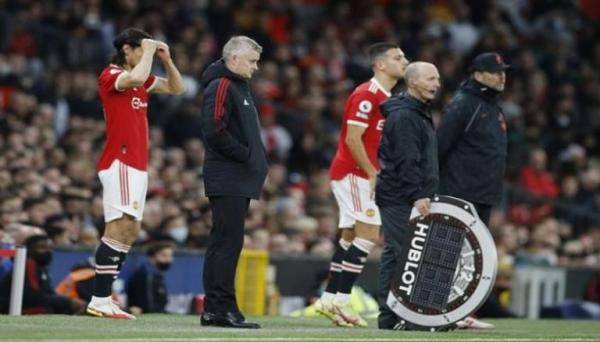 كافاني يفضح توهان سولشاير أمام ليفربول