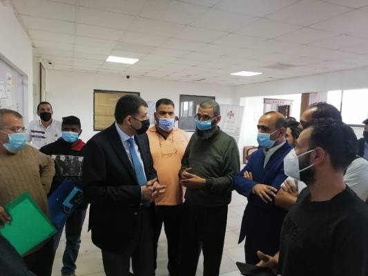 خلال زيارة لمديرتي عمل وتشغيل سحاب وعمان .. استيتية يوجه بإنجاز المعاملات دون تأخير