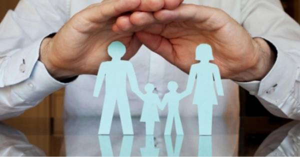 وزيرا صحة سابقين وتصريحات مستفزة من مهيدات حول خصخصة التأمين الصحي !