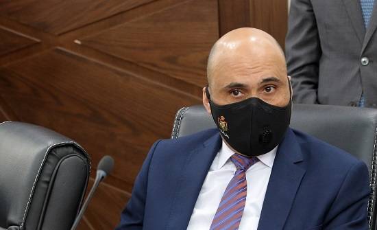 السراحنة يطالب بـ لجنة للتأكد من أمان الغذاء والدواء