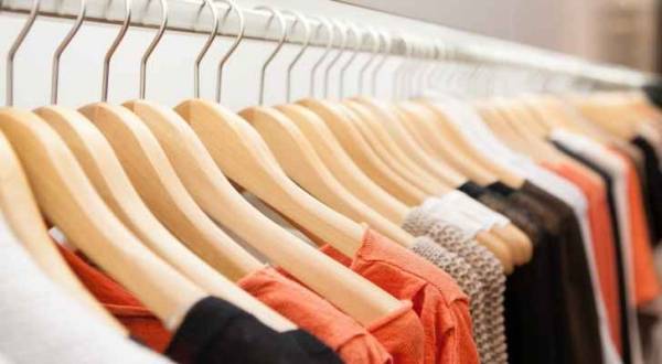 تخفيضات لمدة 4 أيام على الملابس والمجوهرات بدلًا من الجمعة البيضاء