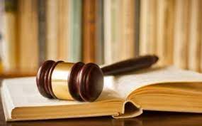 السجن عامين لـ 3 موظفين حكوميين ادخلوا غذاء فاسدا للأردن