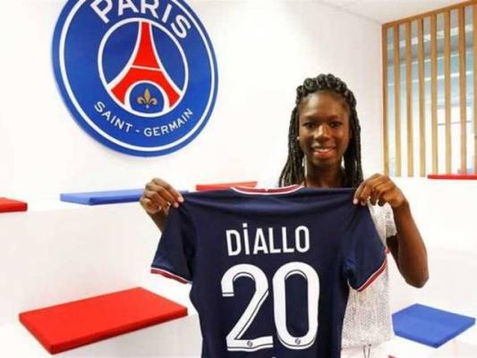 تفاصيل ضبط على لاعبة باريس سان جيرمان للشروع في قتل زميلتها