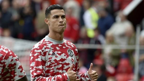 مرشح سابق لرئاسة برشلونة: حان وقت الجنون لضم رونالدو