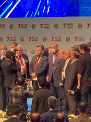 اتحاد العمال يشارك بمؤتمر اتحاد الموظفين في تركيا