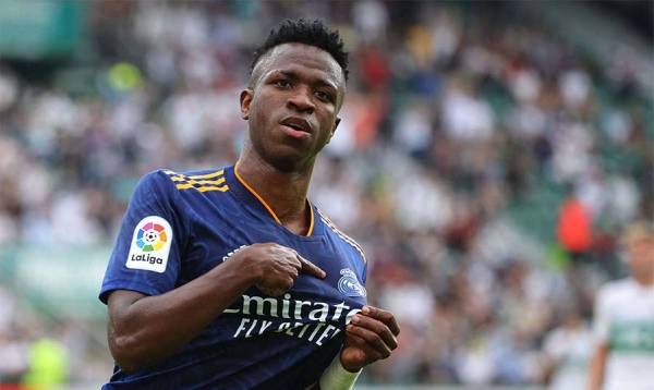 فينيسيوس على رأس تشكيلة الريال المتوقعة أمام إشبيلية