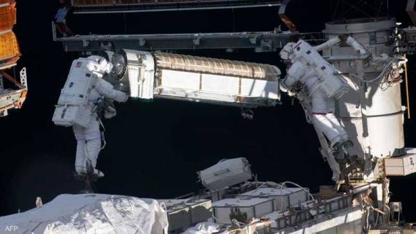 أعمال صيانة في الفضاء.. والهدف عمره 20 عاما