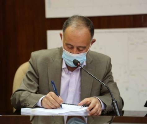 بعد المطالبة بطرده من مجلس النواب.. هذا ما قاله وزير المياه.. تفاصيل !