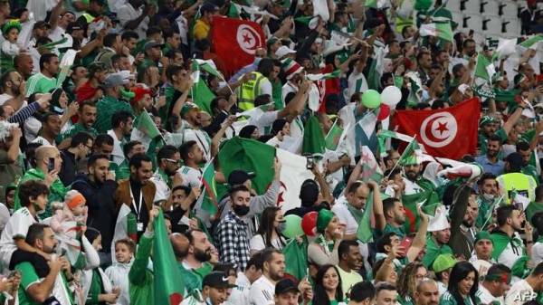 ناد أفضل.. مدرب الجزائر يعلق على فسخ عقد بلايلي مع قطر