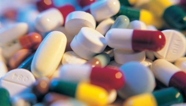 مسودة نظام معدل لترخيص مصانع الادوية والرسوم