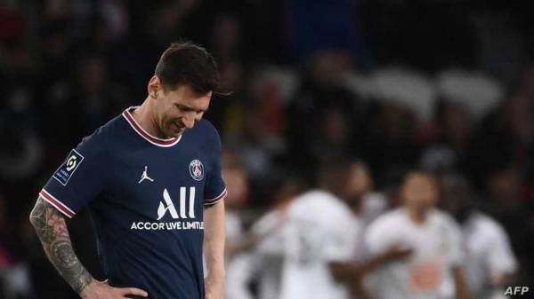 أسوأ موسم من حيث الأرقام.. صحيفة: معايير ميسي تنخفض في 2021