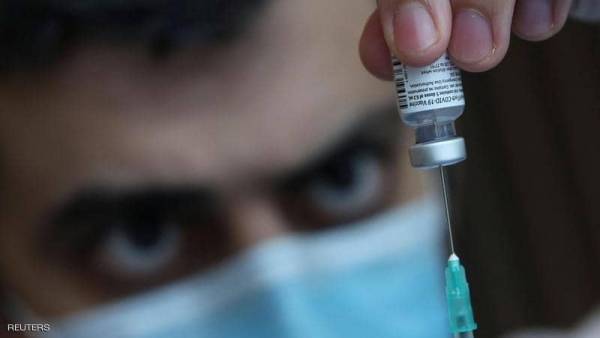 الحكومة غير راضية عن نسب التطعيم بالأردن
