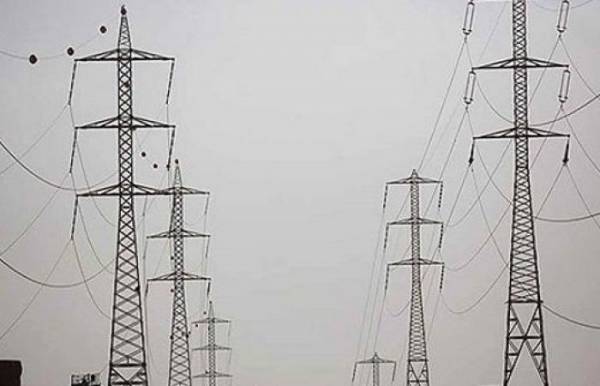 الانتهاء من خط الربط الكهربائي الأردني السوري نهاية الاسبوع