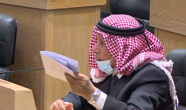 العرموطي يهدد بكشف اسماء وزراء يمارسون الضغط على النواب