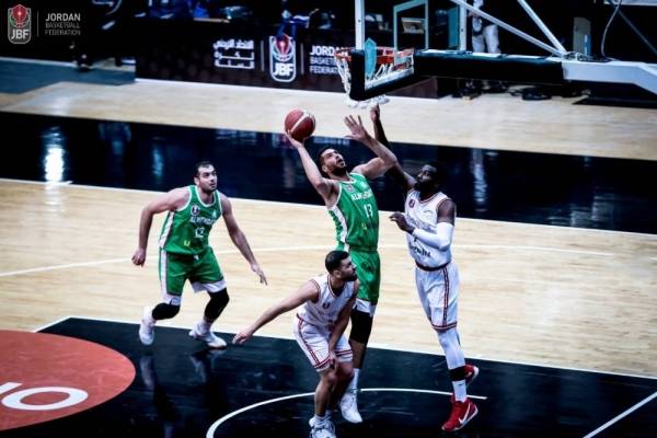 الوحدات يلتهم الأرثوذكسي في سلة الممتاز ويشارك الأهلي الصدارة