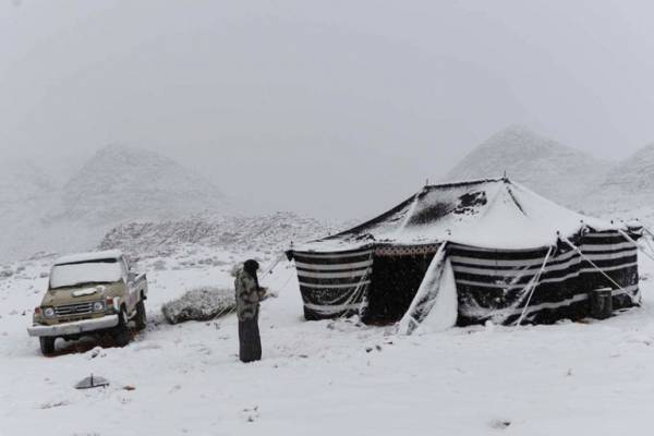 لماذا اثلجت في السعودية ومصر ولم تثلج في الأردن