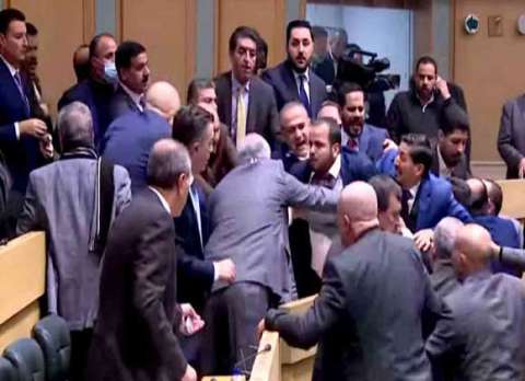 الإساءة للذات الإلهية .. هل حصلت فعلا ؟..نواب الأردن بالجدال وإتجاه ل فصل النائب الملاكم