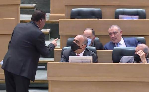 ماذا اراد زهير من الخصاونة؟