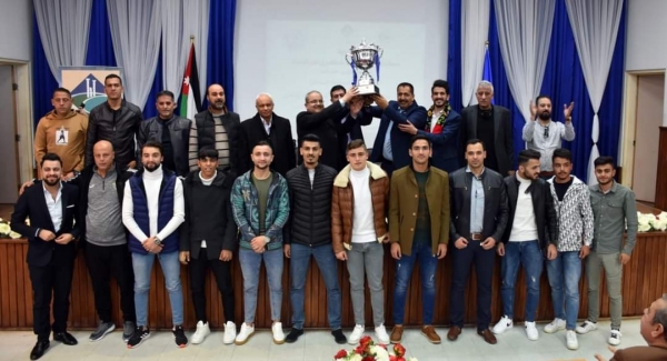 جامعة جدارا تكرم فريق نادي الرمثا لحصوله على بطولة الدوري للمحترفين في كرة القدم