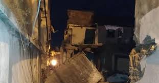اصابات بانهيار أسقف داخل عمارة في جبل عمان