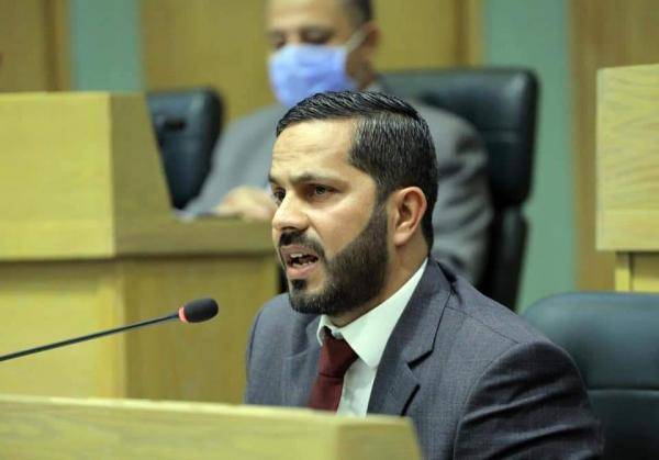 منذ عام 2000.. ابو يحيى يسأل الحكومة عن عقارات رؤساء الوزراء في العقبة