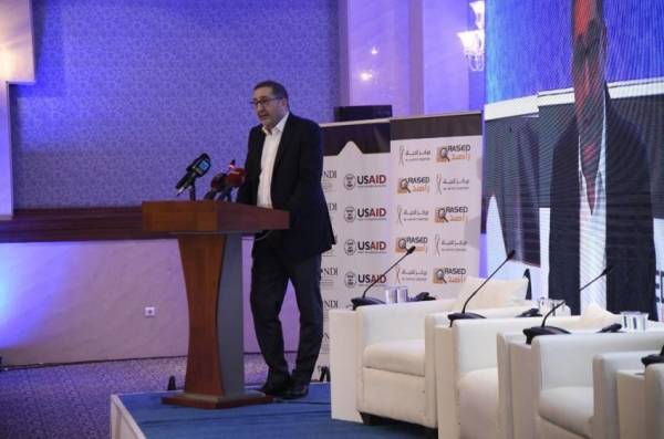 الرفاعي: جميع الحكومات كانت متذبذبة اقتصاديا