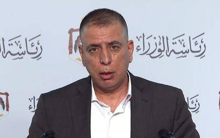 الفراية يعد بحل قضايا متضررين من الجلوة العشائرية