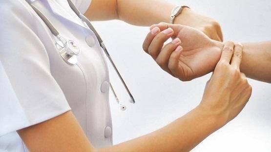 وقفة احتجاجية لنقابة الممرضين