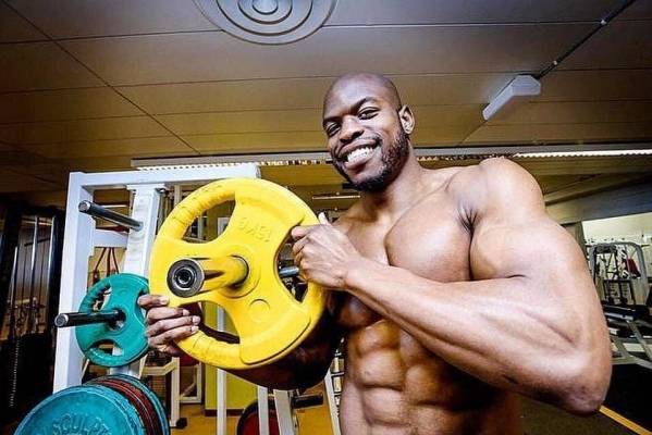 الفحص الطبي يبعد أرابا عن الزعيم