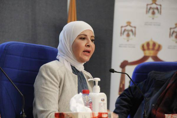 الصناعة والتجارة: استراتيجية وطنية لزيادة الصادرات